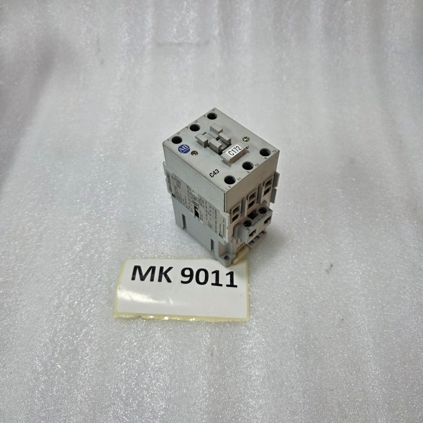 ALLEN BRADLEY 100-C43*00 IEC CONTACTOR 43A 3 POLE MOTOR STARTER 230V COIL