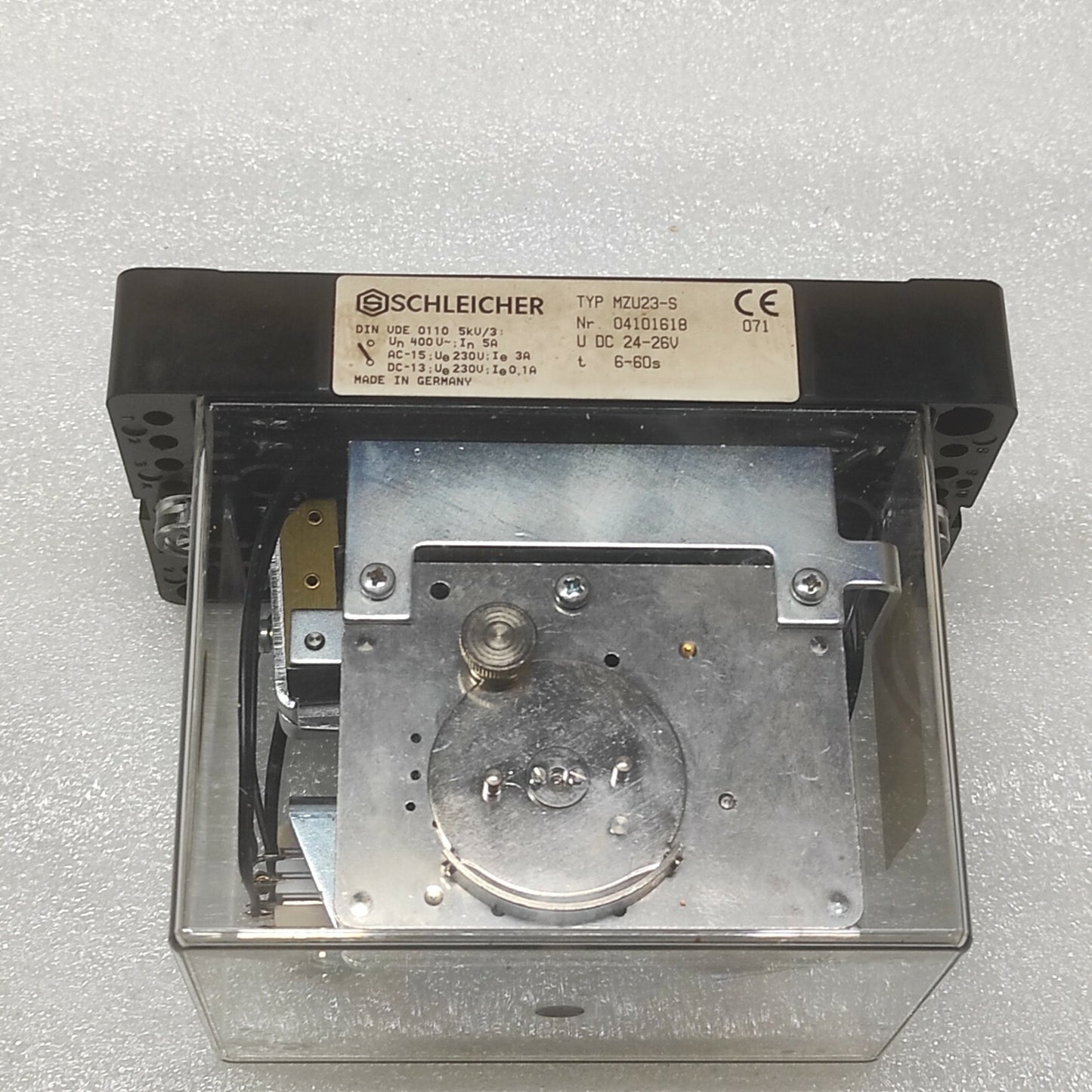 SCHLEICHER MZU23-S TIME RELAY 04101618 24-26VDC 6-60SEC