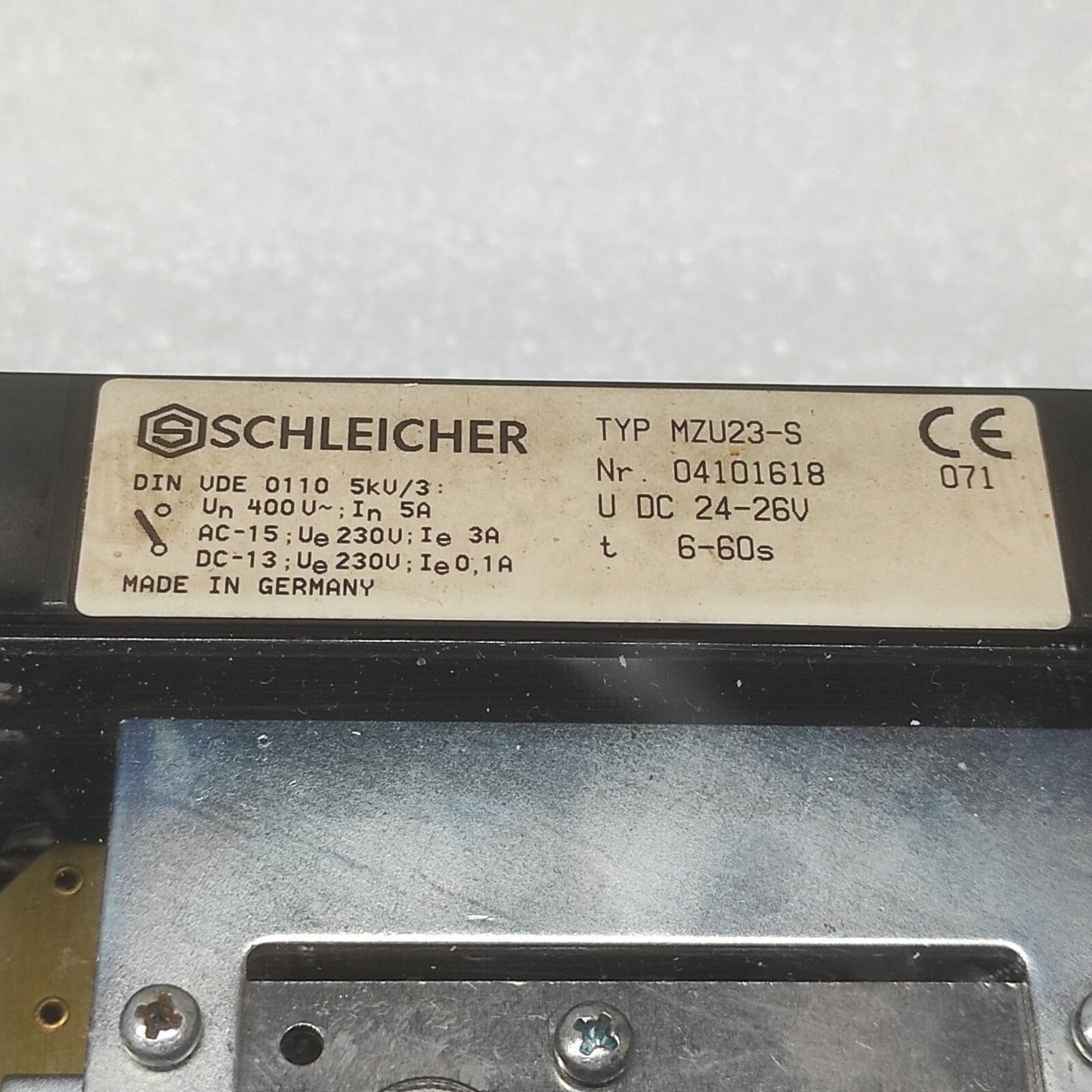 SCHLEICHER MZU23-S TIME RELAY 04101618 24-26VDC 6-60SEC