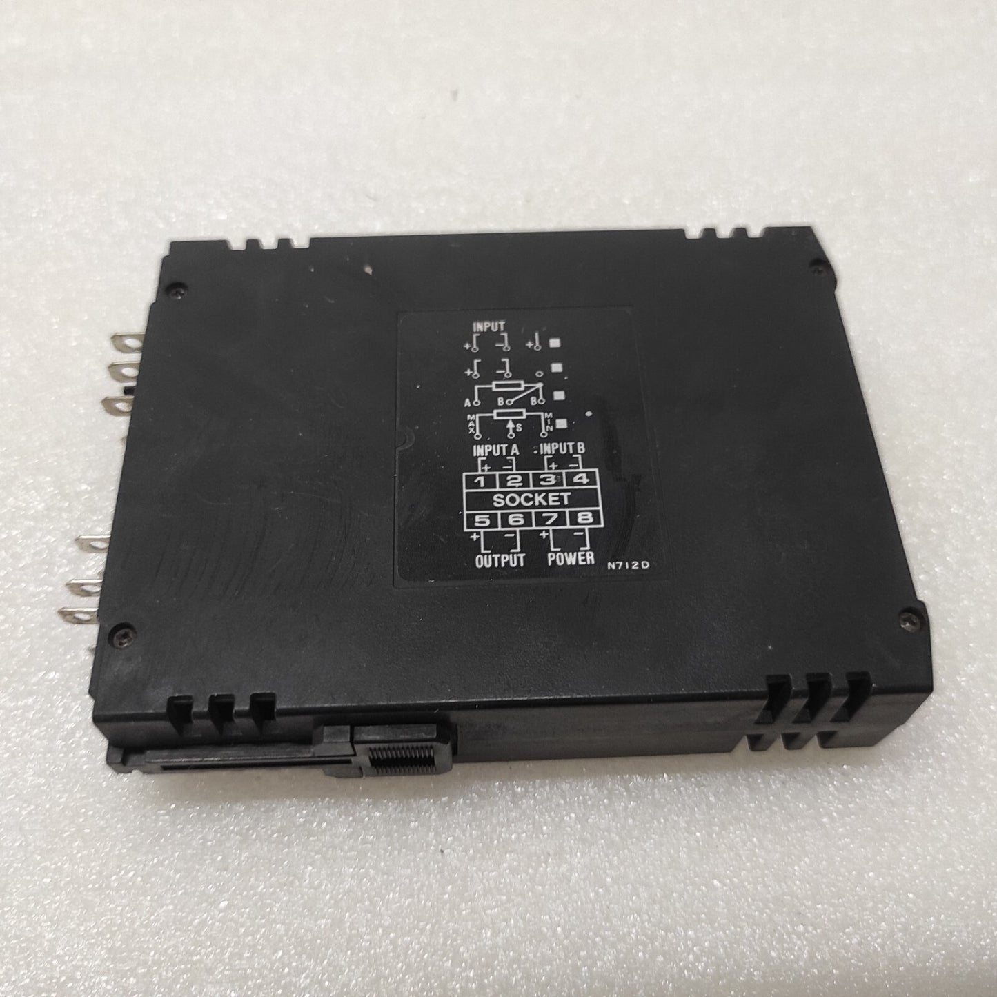 M-SYSTEM HVS-4WA-R SIGNAL TRANSMITTER 24VDC