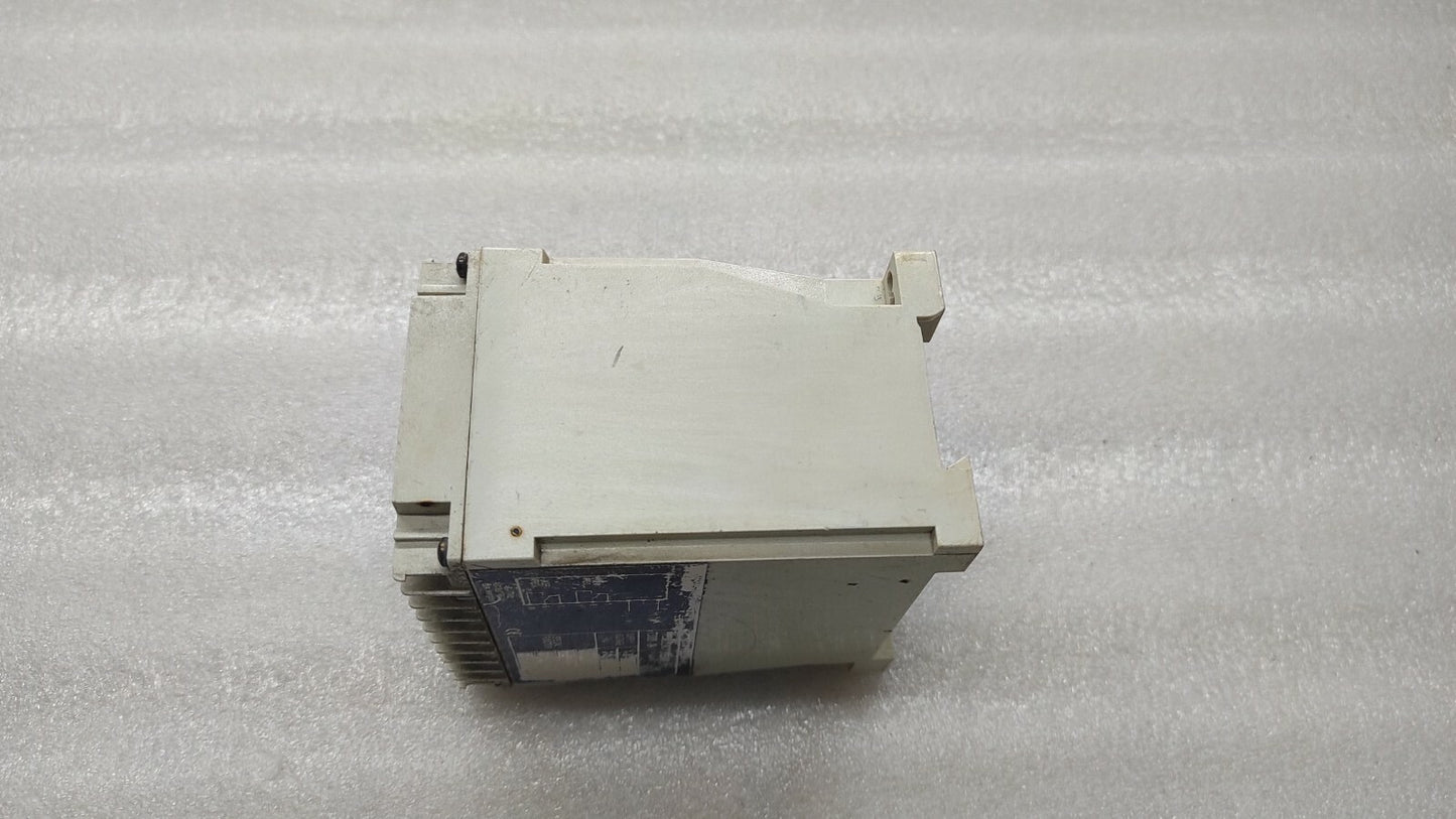 SELCO T3000-04 FREQUENCY RELAY