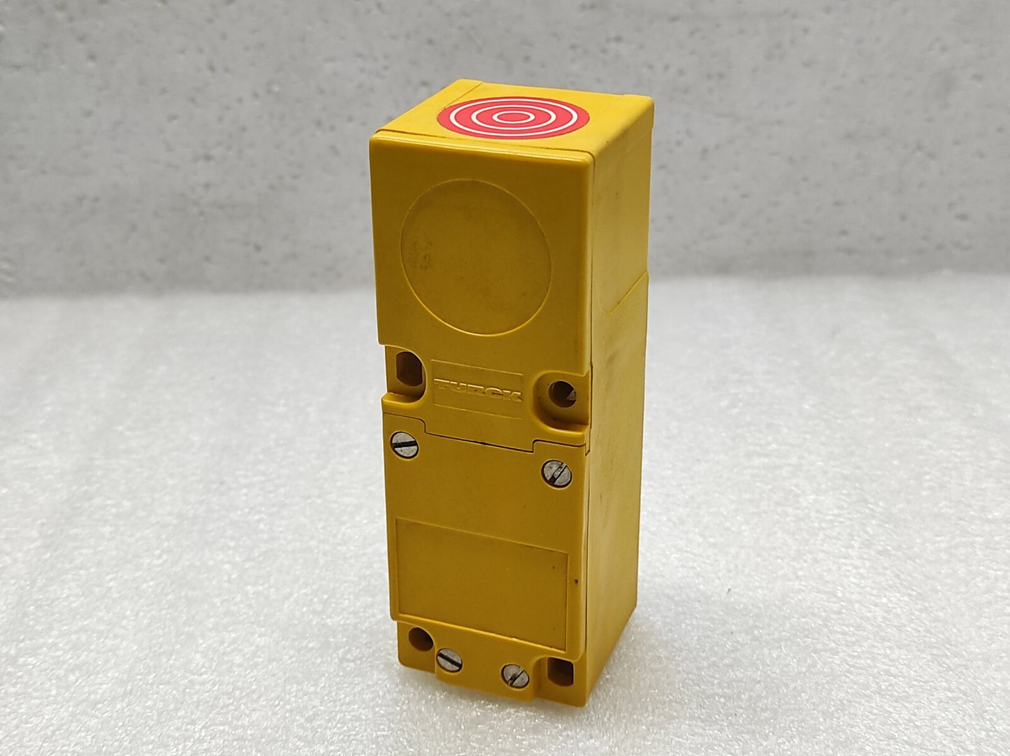 TURCK BANNER MP-10D-Y1 SENSOR MULTI PROX