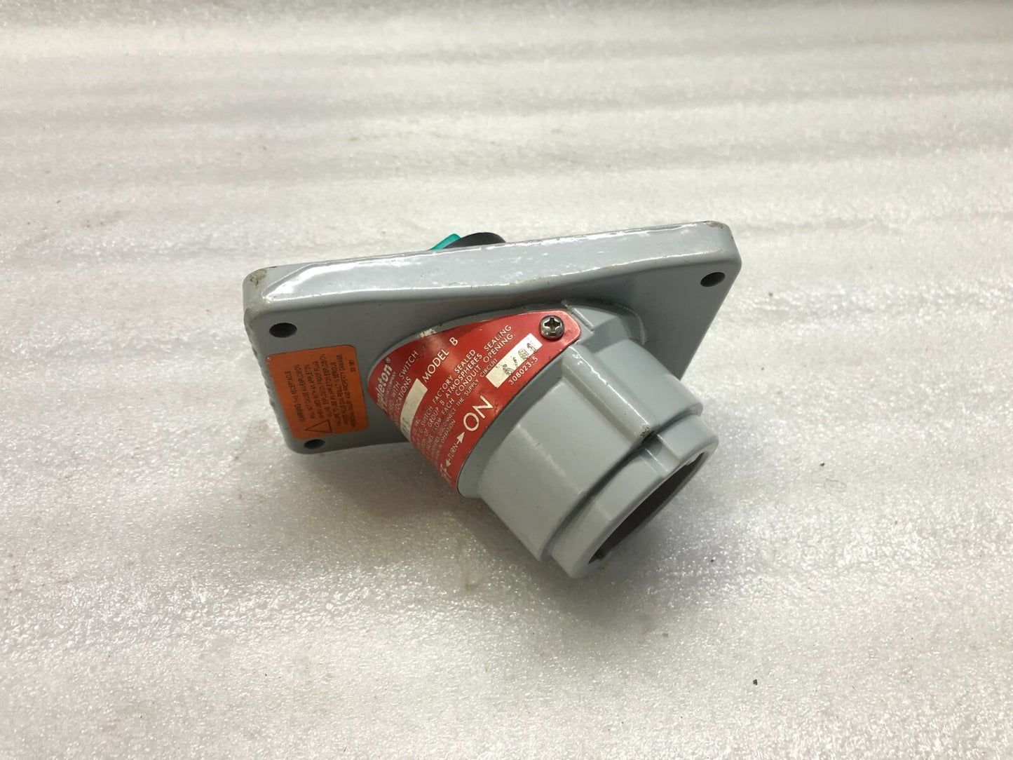 APPLETON EFSR-2023 RECEPTACLE COVER ASSEMBLY 20AMP 1HP 125VAC