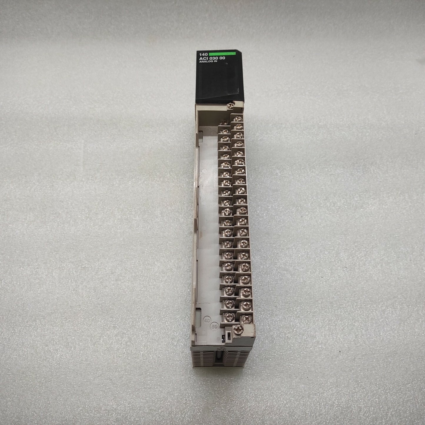 SE 140ACI03000 8-CH ANALOG INPUT MODULE