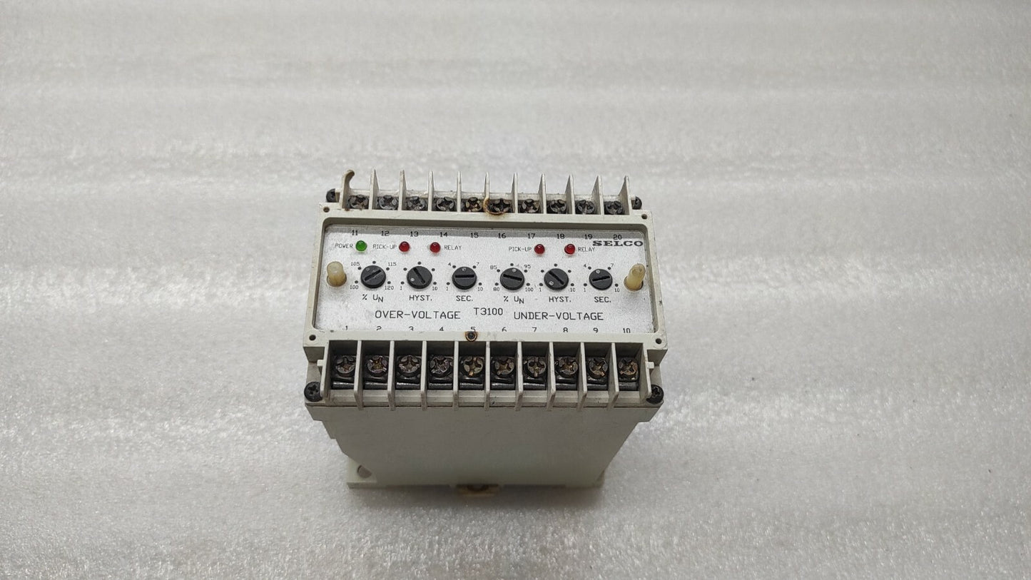 SELCO T3100-01 VOLTAGE RELAY 440VAC BODY BURNT