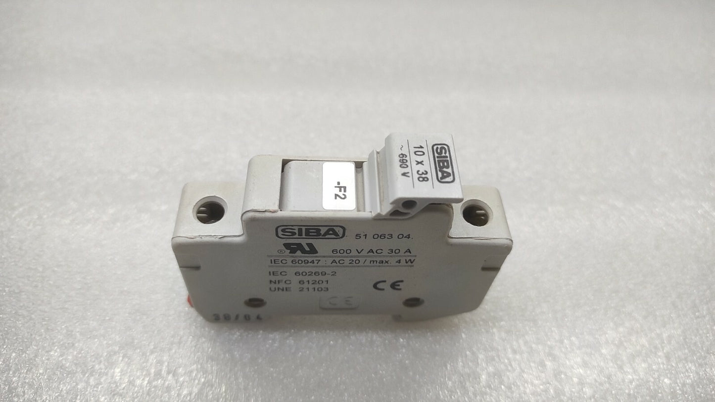 SIBA 5106304 FUSE HOLDER 10X38 600VAC 30A LOT OF 9 UNIT