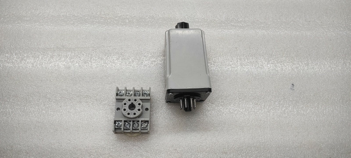 SIGNALINE 330-120V-10SEC OPERATE DELAY RELAY