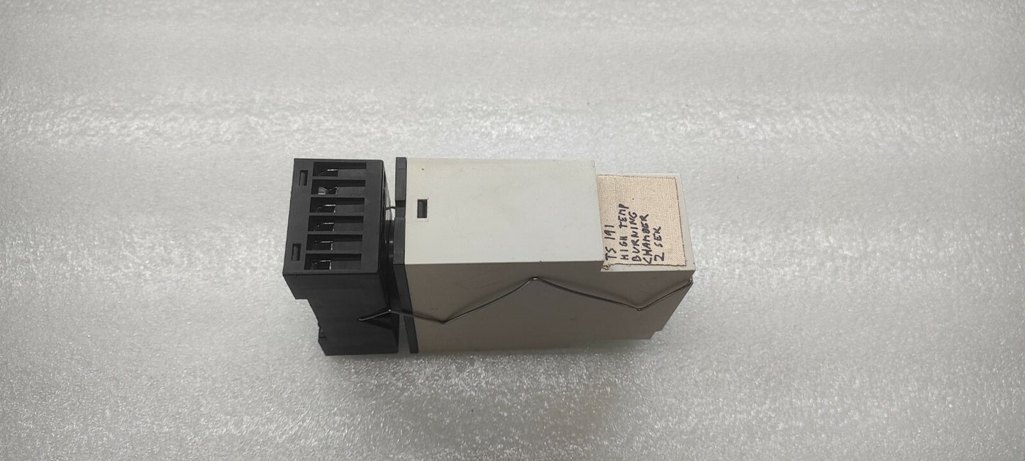 CARLO GAVAZZI PBB01DM24 TRUE DELAY  ON RELEASE TIMER 24-240VAC/DC PBB01DM24