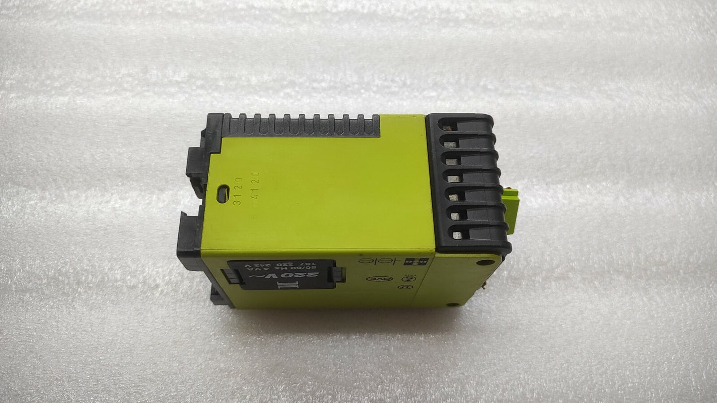 TELE OVE ER.K TIME RELAY 220V 0-30 SEC