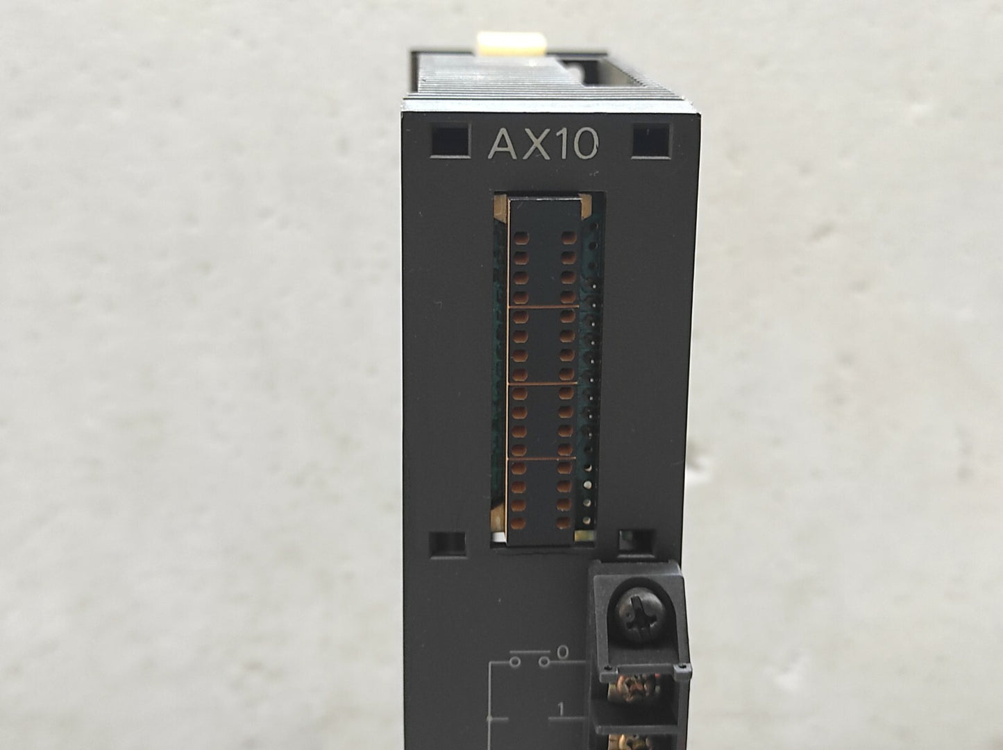 MITSUBISHI MELSEC AX10 PROGRAMMABLE CONTROLLER