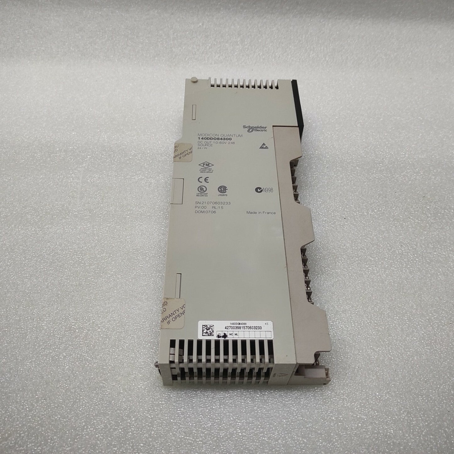 SE 140DDO84300 10-60 VDC OUTPUT MODULE