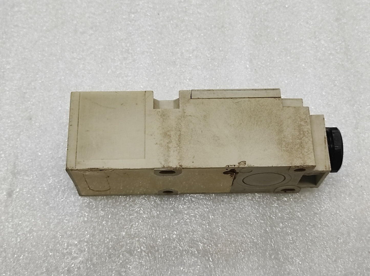 TELEMECANIQUE XSC-A150110 INDUCTIVE SENSOR