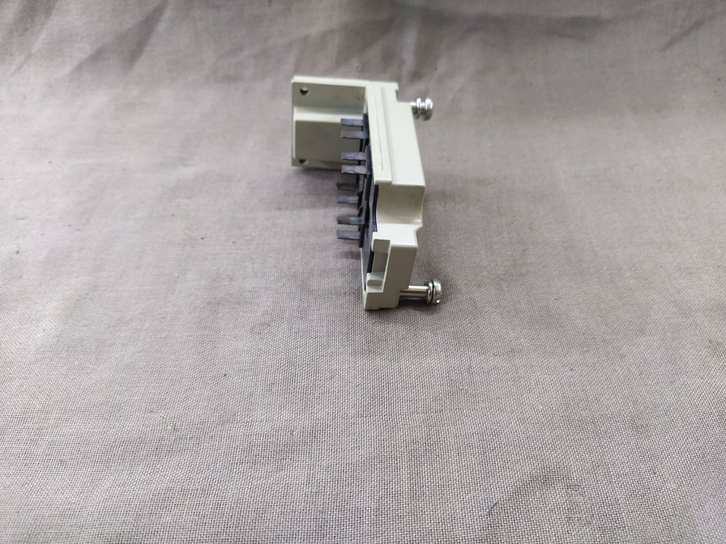 Omron D4A-0900N Limit Switch D4A0900N