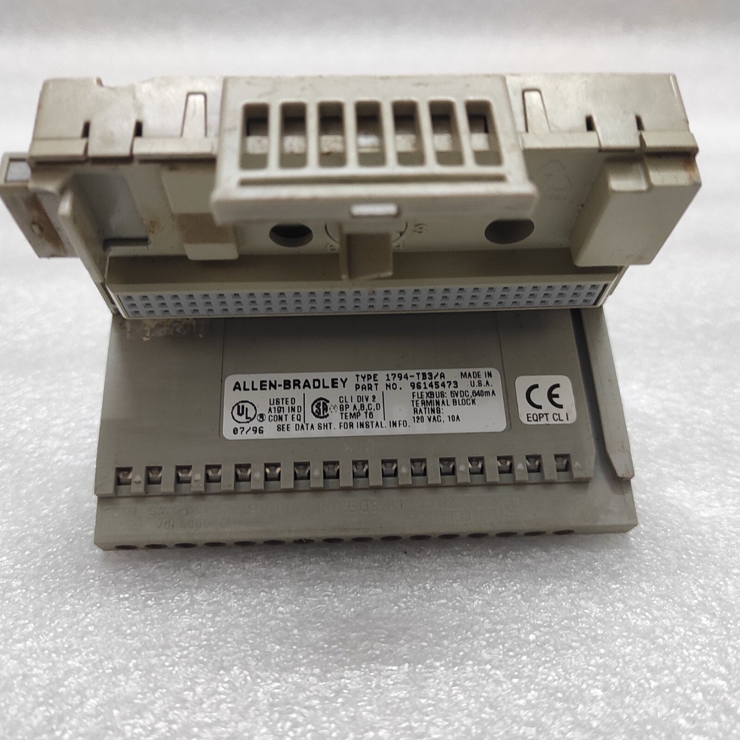 ALLEN BRADLEY CAT 1794-IB16 FLEX I/O INPUT MODULE 96145673 CAT 1794-TB3/A 961454