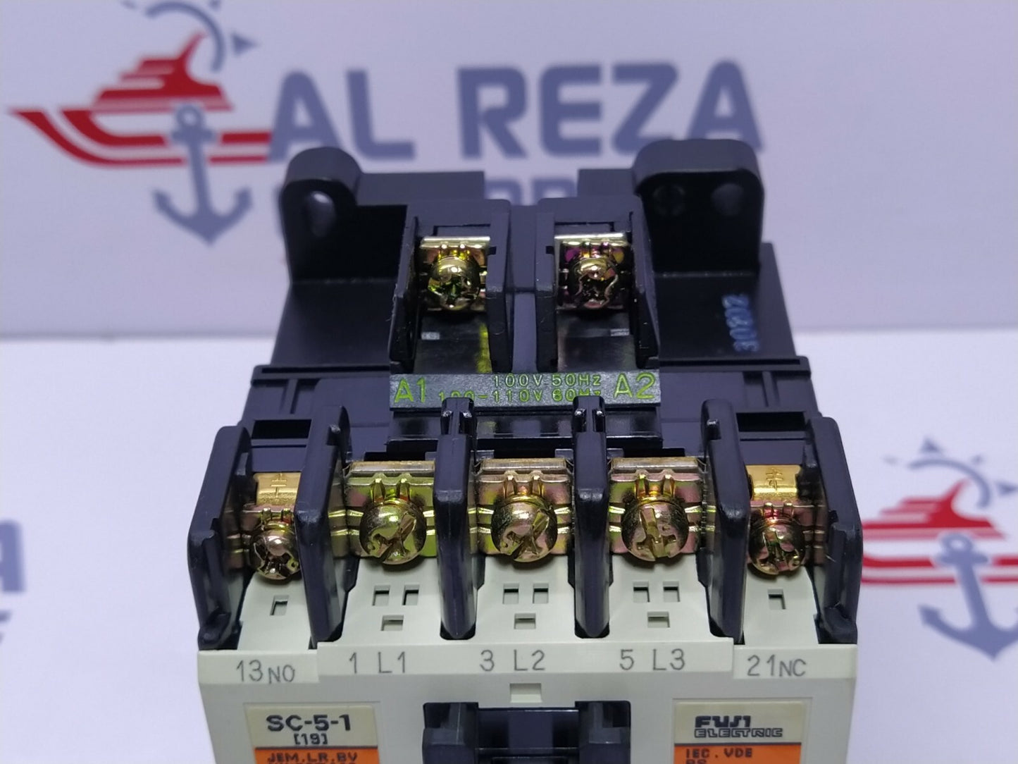 Fuji SC-5-1 (19) Magnetic Contactor 32A Coil 100-110V 4NC0H0-11
