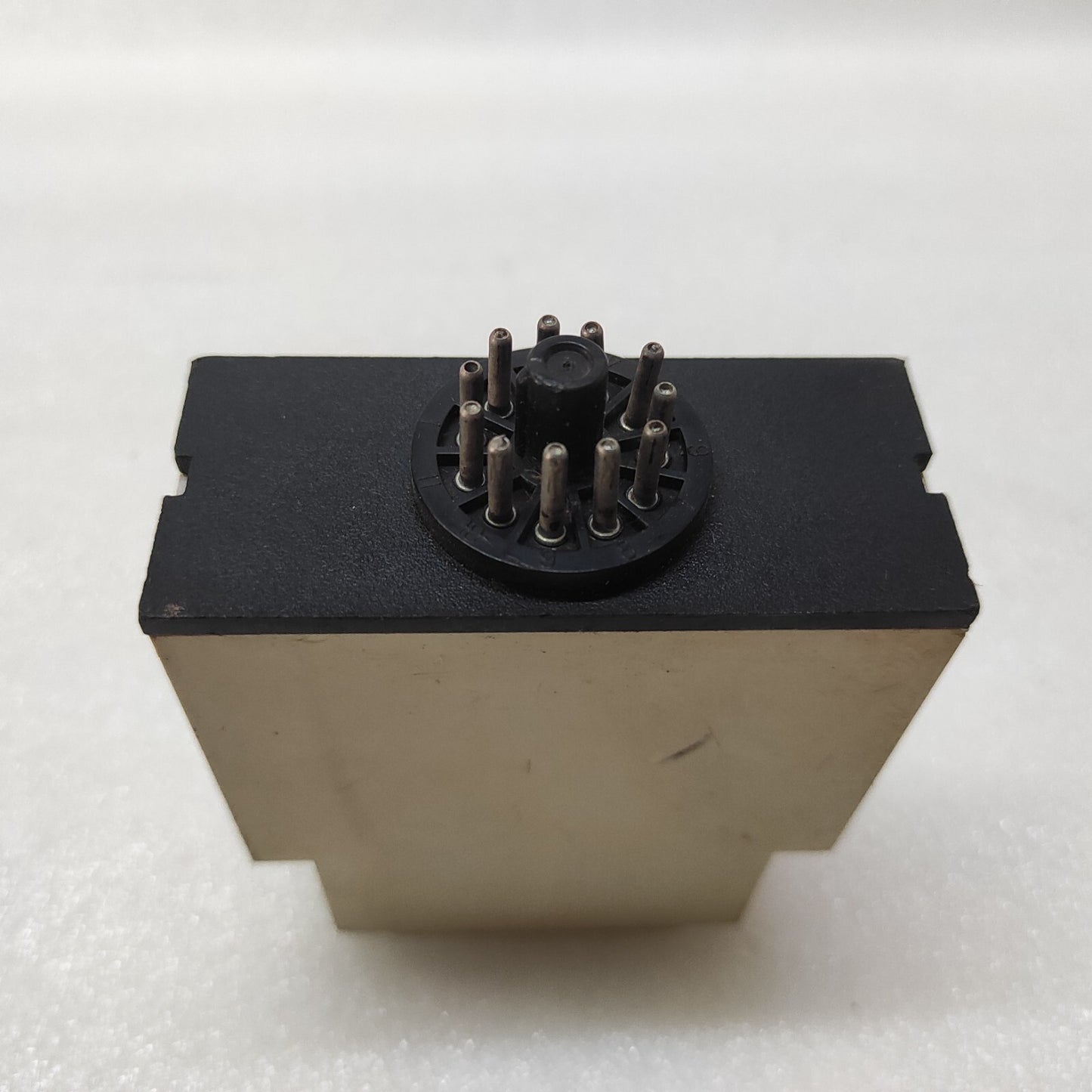 CARLO GAVAZZI PAA01CM24 DELAY ON OPERATE TIMER 24-240VAC/24VDC