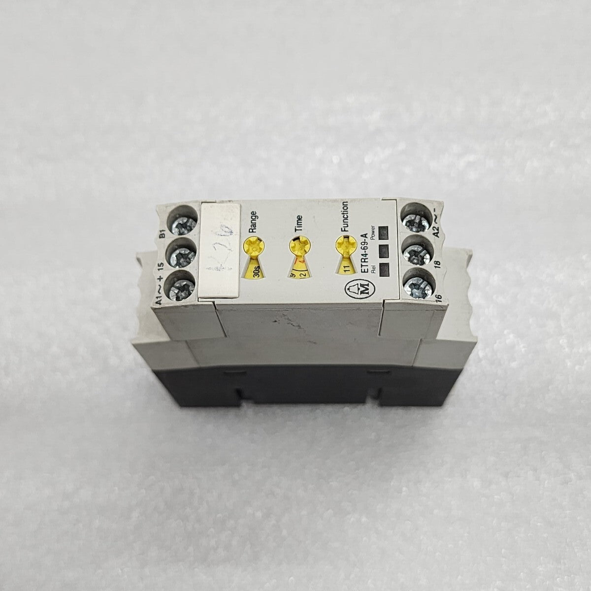 MOELLER ETR4-69-A TIMING RELAY 0.05S-300H FREE EXPEDITE SHIPPING