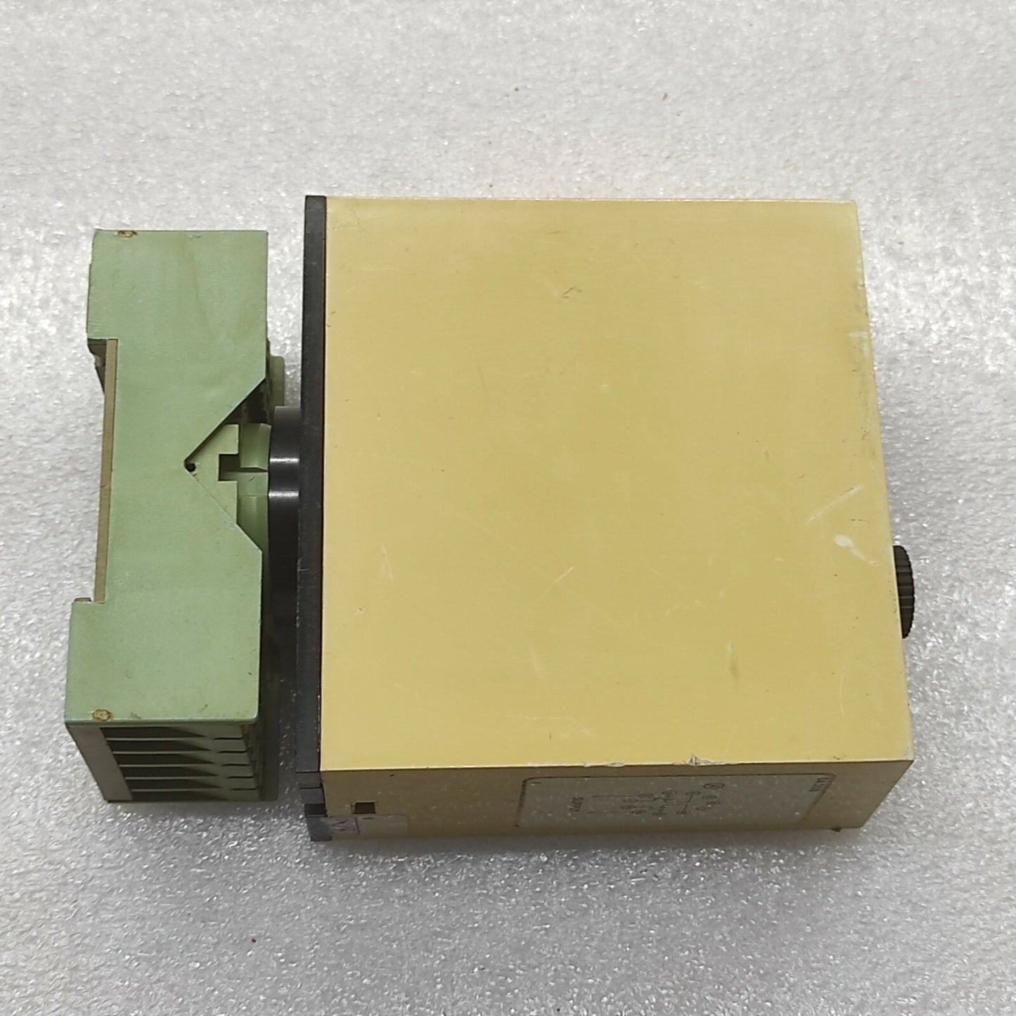 ELECTROMATIC SA 205 724 DELAY ON OPERATE 24VDC 3-60SEC