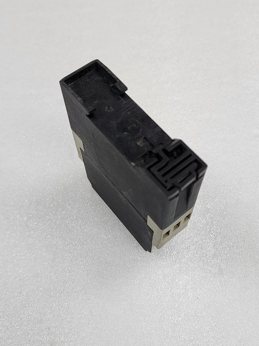 TELEMECANIQUE RE4 TP13BU TIME DELAY RELAY 09972 110-240V/24V/42-48V 0.05S-300H
