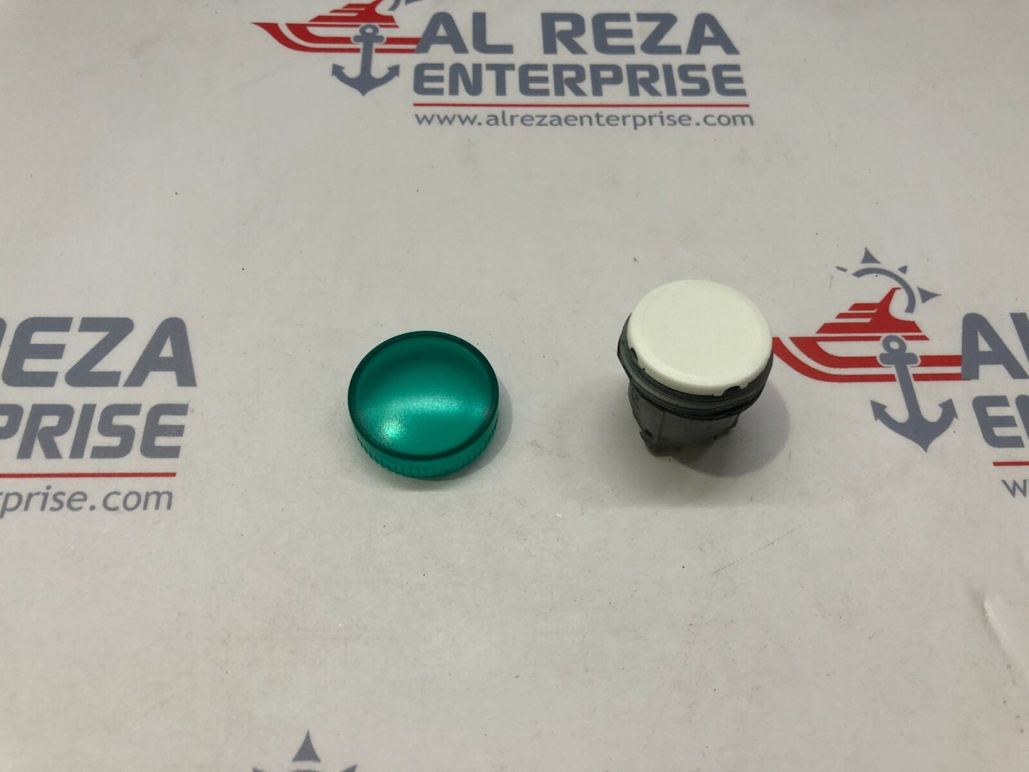 TELE ZB4BV03 GREEN PILOT LIGHT 35419 SE LOT OF 4 UNIT