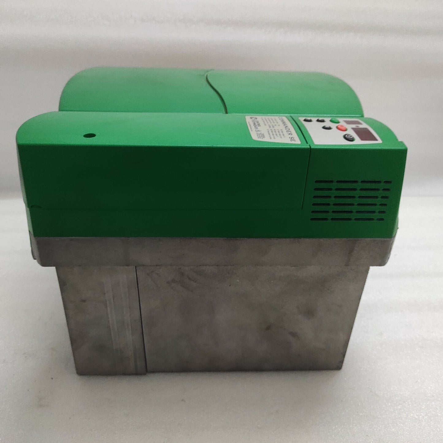 CONTROL TECHNIQUES COMMANDER SE SE53402200 22KW INVERTER DRIVE 380-480VAC