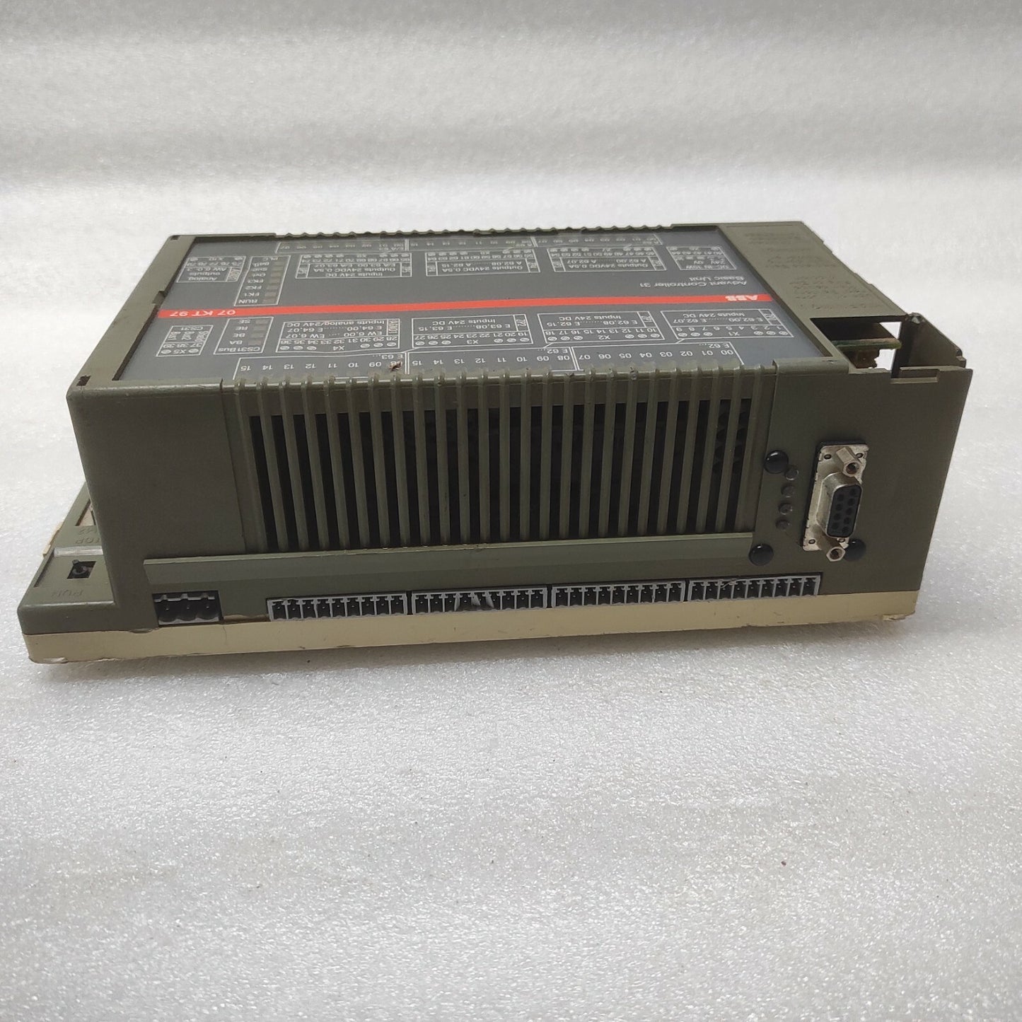 ABB 07KT97 ADVANT CONTROLLER 31 GJR5253000R0220 07KT97D