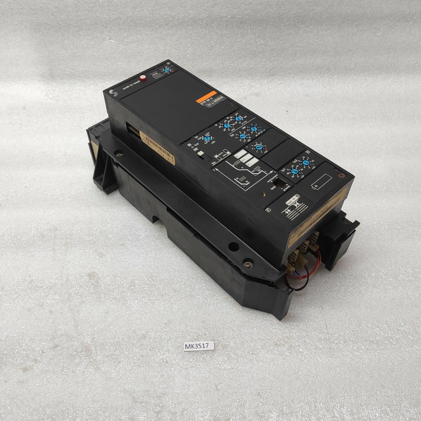 MERLIN GERIN STR58U MASTERPACT FOR CIRCUIT BREAKER 5000A