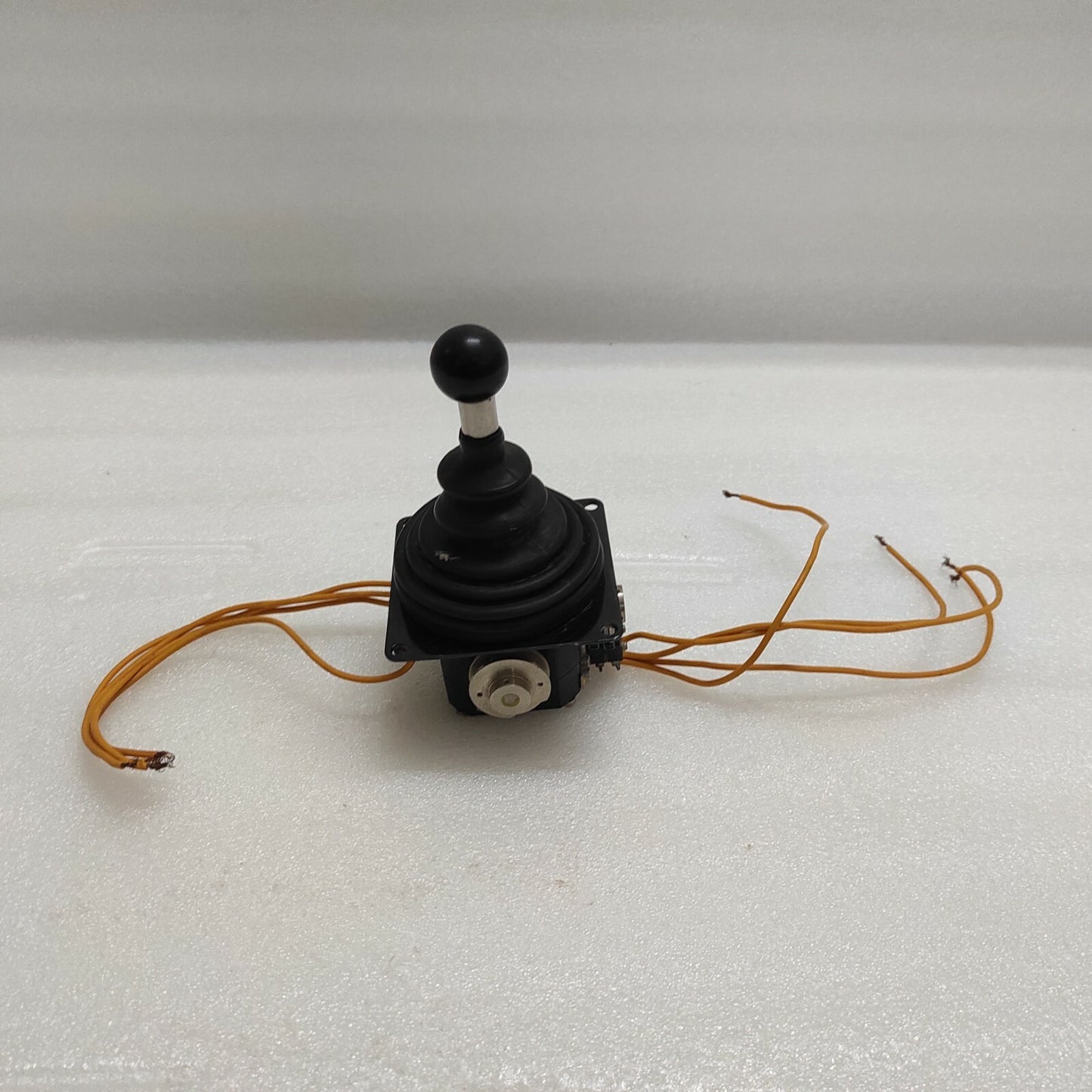 ETI SYSTEMS J50-CR2T4-SMB JOYSTICK CONTROLLER