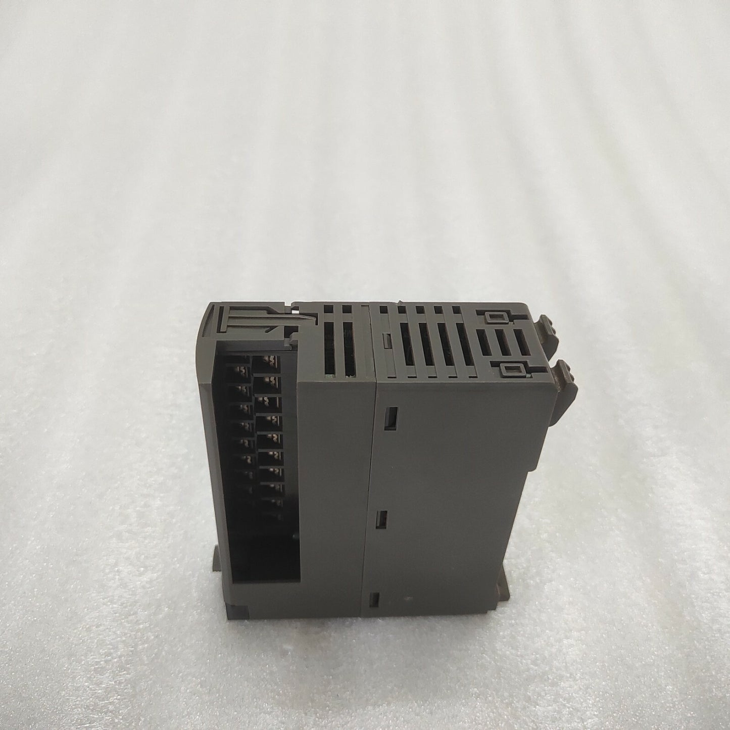 FUJI ELECTRIC NP1AX04-MR ANALOG INPUT MODULE NP1AX04MR