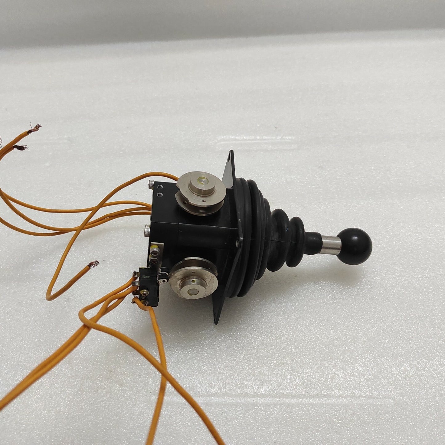 ETI SYSTEMS J50-CR2T4-SMB JOYSTICK CONTROLLER