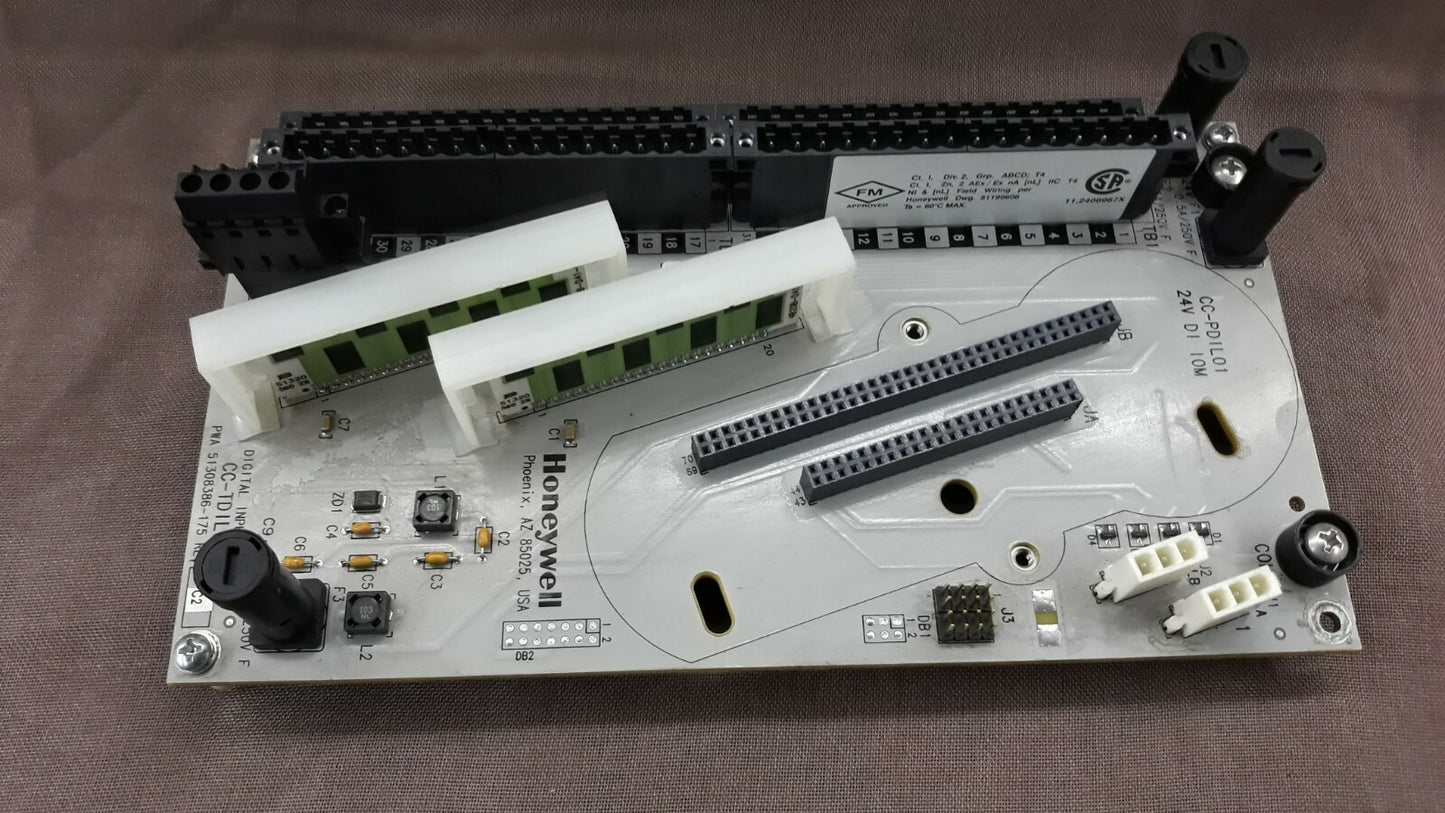 Honeywell CC-TDIL01 Digital Input Module 24V IOTA 51308386-175