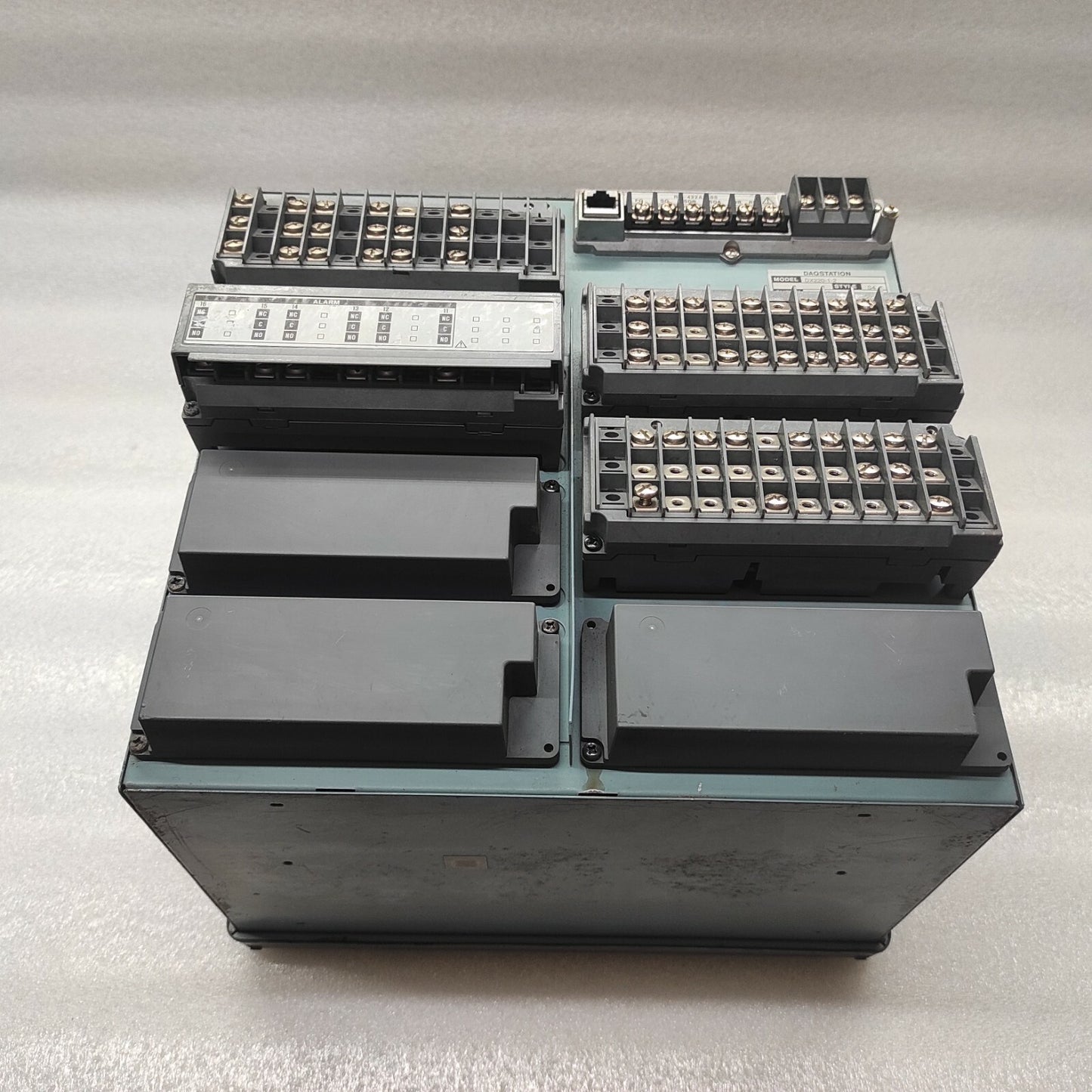 YOKOGAWA DX220-1-2 DAQ STATION DX200-S60-302 100-240VAC