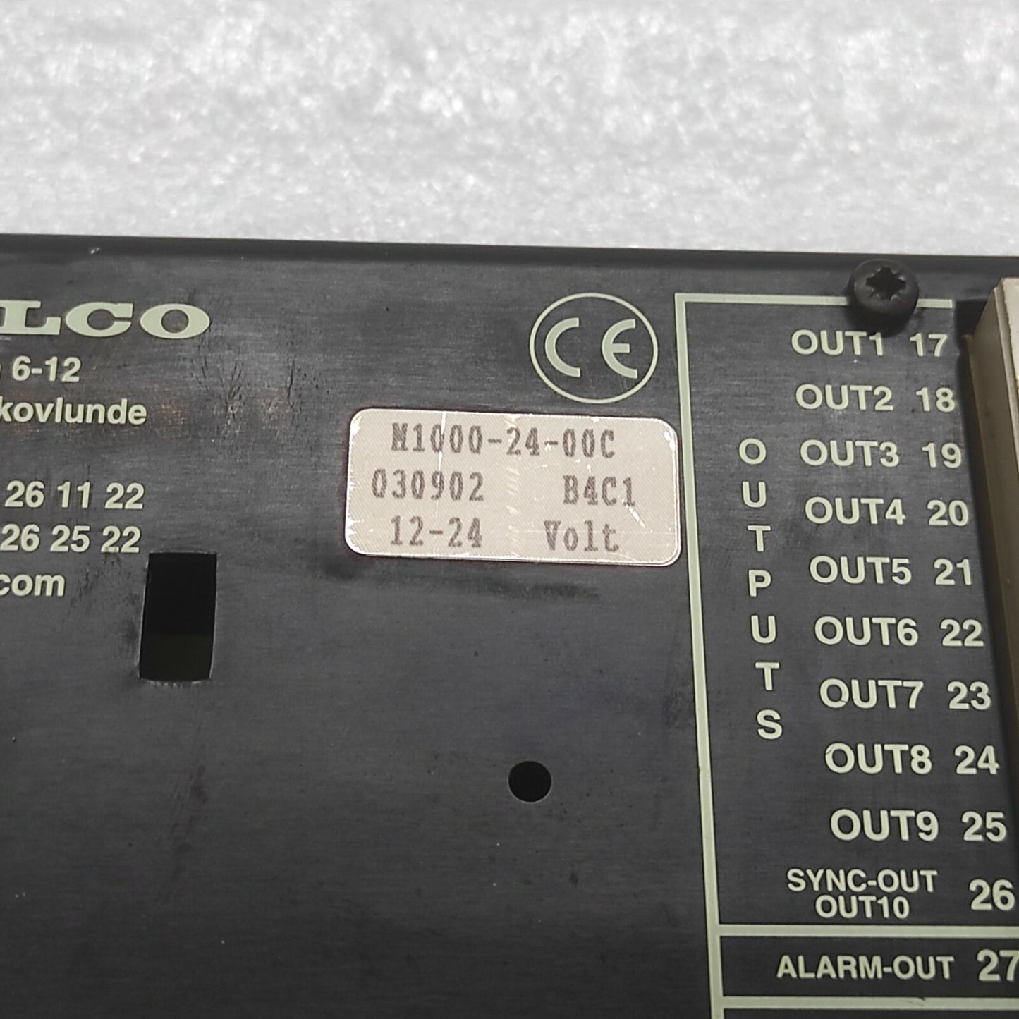 Selco M1000-24-00C Alarm Monitor M10002400C