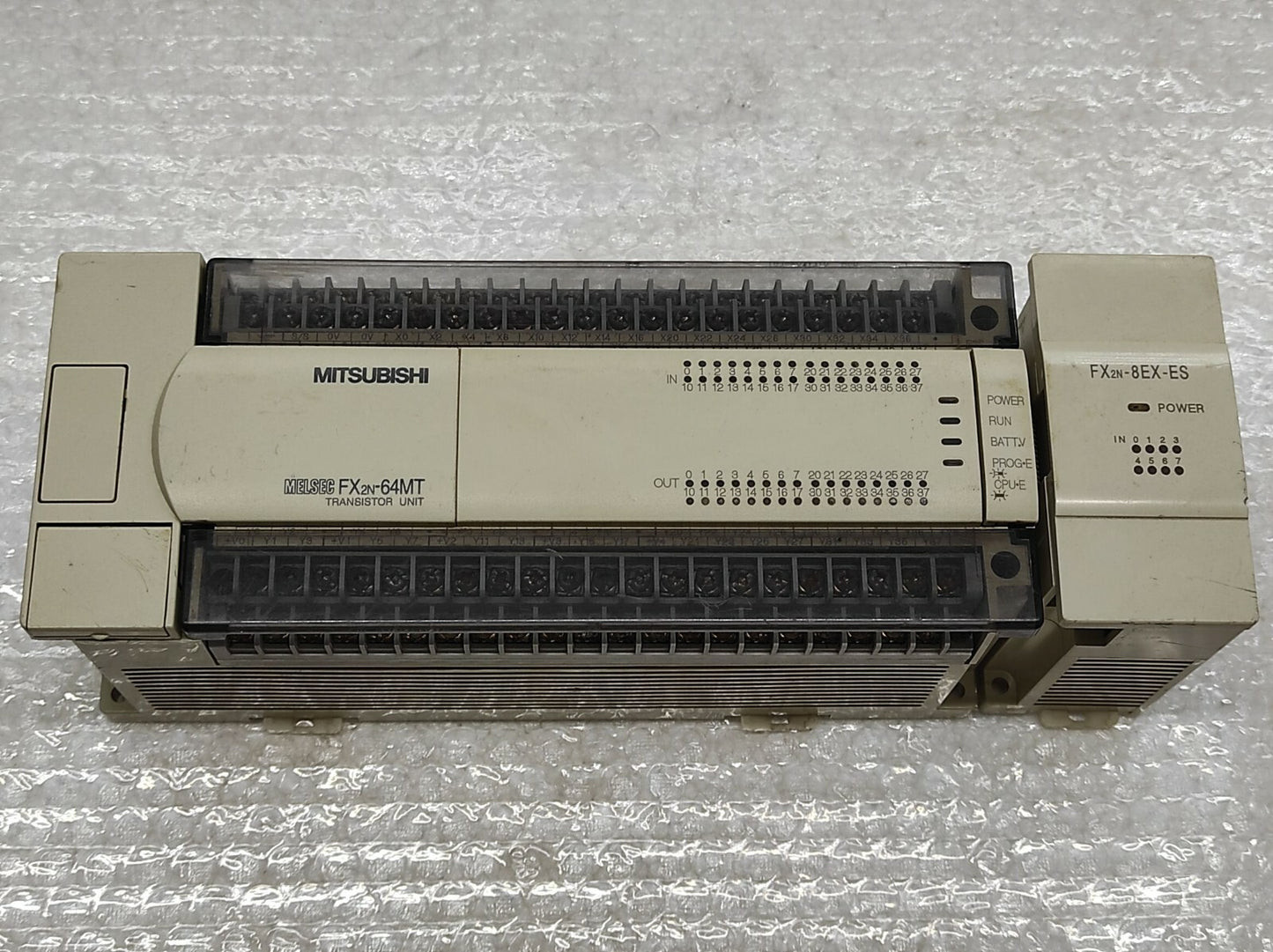 MITSUBISHI MELSEC FX2N-64MT-ESS/UL PROGRAMMABLE CONTROLLER FX2N-8EX-ES POWER