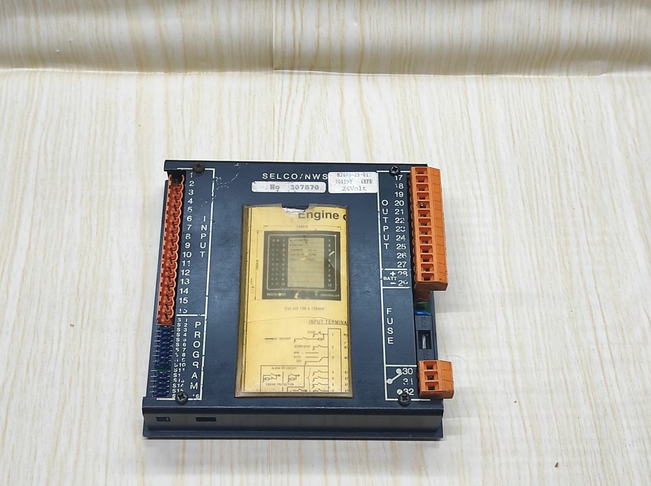 Selco M2000-29-01 Engine Controller M20002901 24V DC