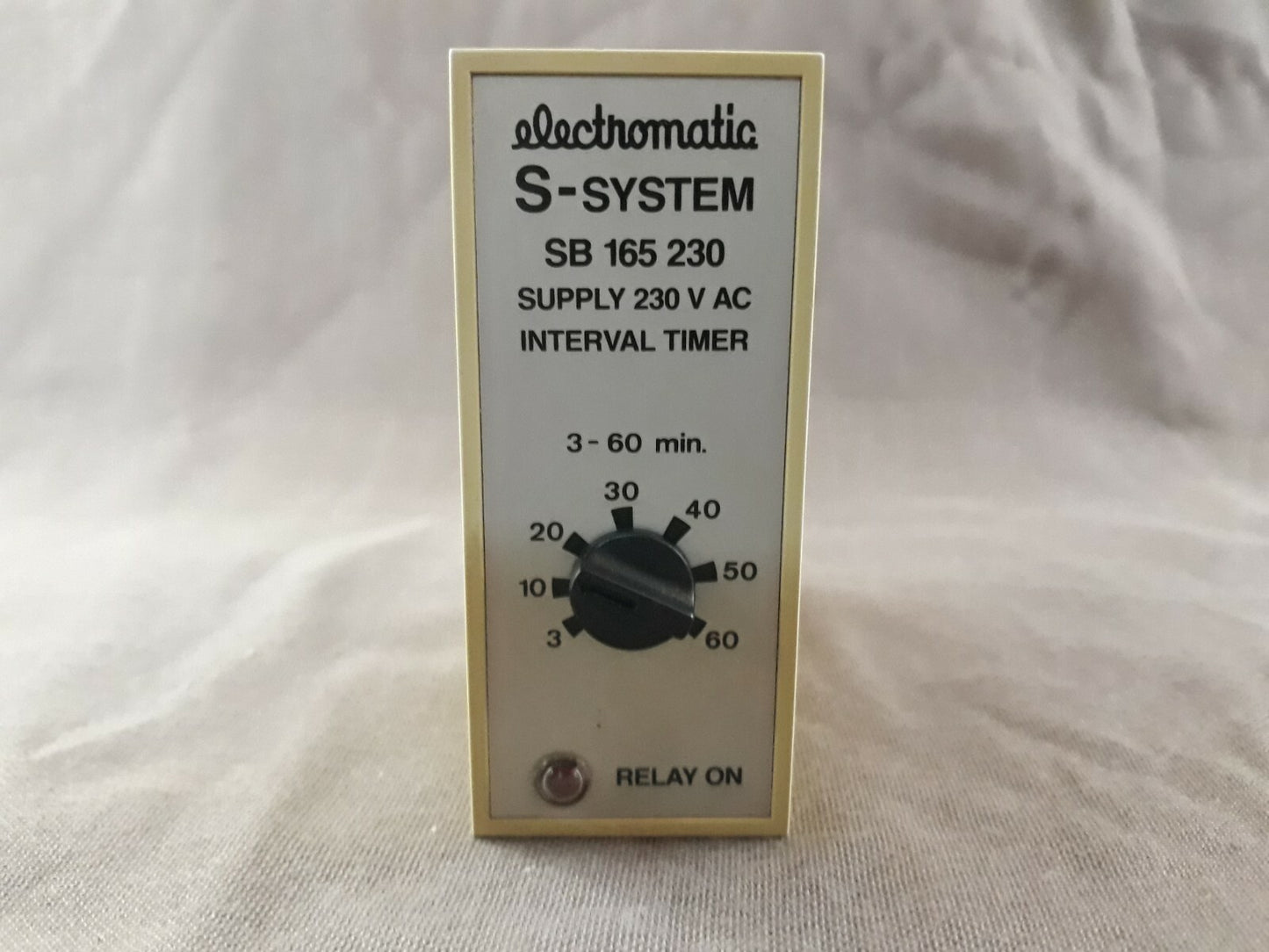 ELECTROMATIC S-SYSTEM SB165230 INTERVAL TIMER 230VAC