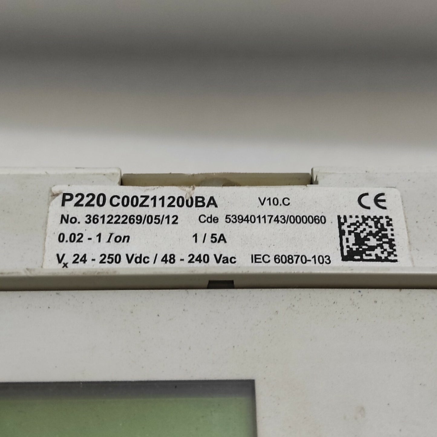 SE P220-C00Z11200BA DIGITAL PROTECTION RELAY 24-250VDC/48-240VAC