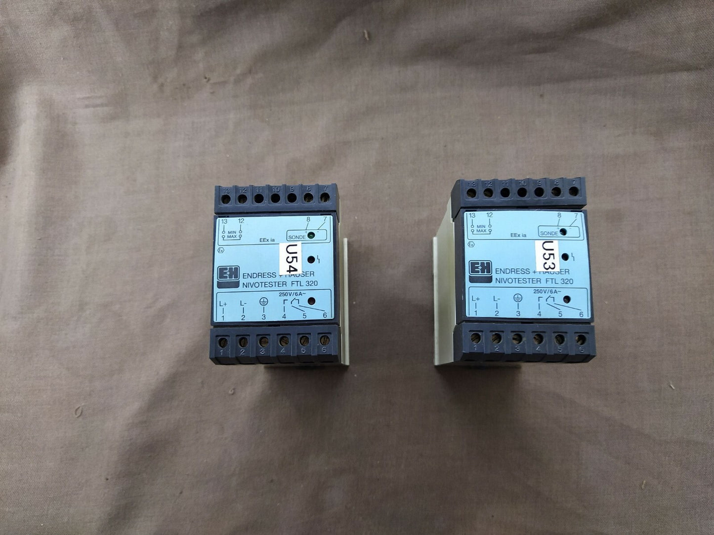 Endress + Hauser Nivotester FTL 320-G1E1 Level Limit Switch 919929-0005
