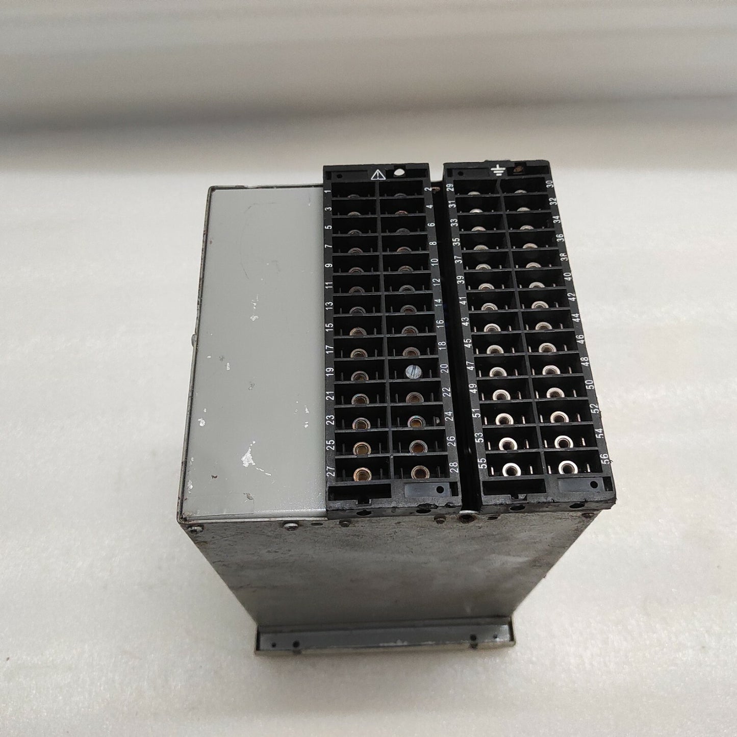 SE P220-C00Z11200BA DIGITAL PROTECTION RELAY 24-250VDC/48-240VAC