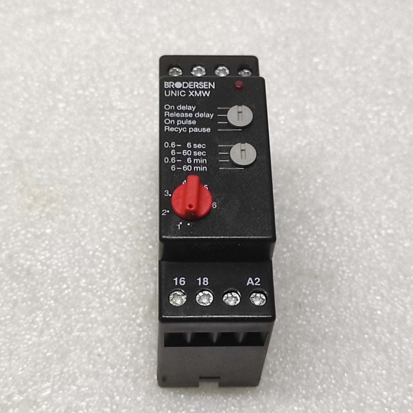 BRODERSEN UNIC XMW S1-SPDT 12-240V AC/DC MULTI FUNCTION TIMER 308-0784