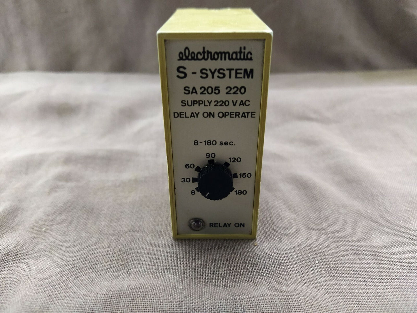 Electromatic SA 205 220 Delay on Operate SA205 220 VAC 8-180 Sec