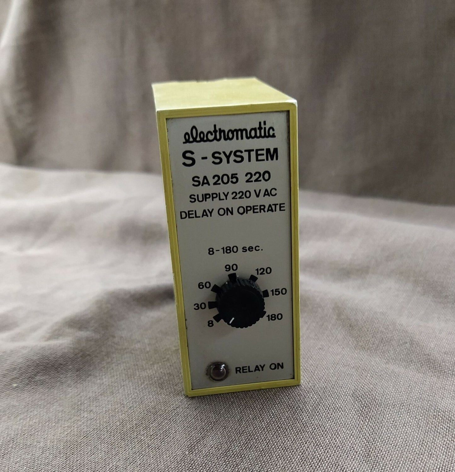 Electromatic SA 205 220 Delay on Operate SA205 220 VAC 8-180 Sec