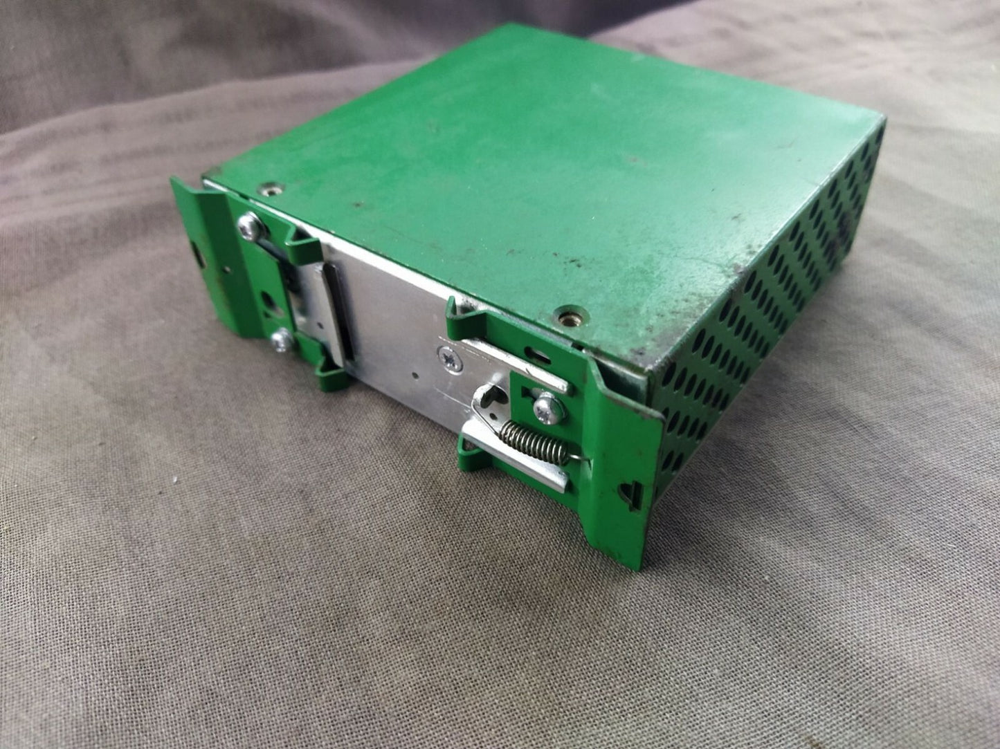 KERT DIN RAIL Switching Power Supply 100-240 VAC Output 5 VDC