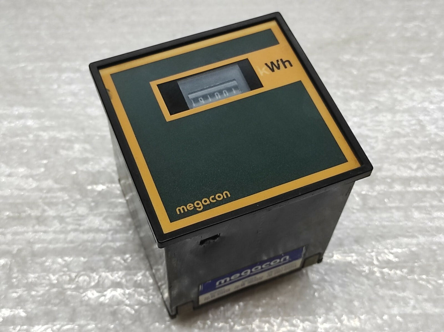 MEGACON MDWH kWh METER 230V