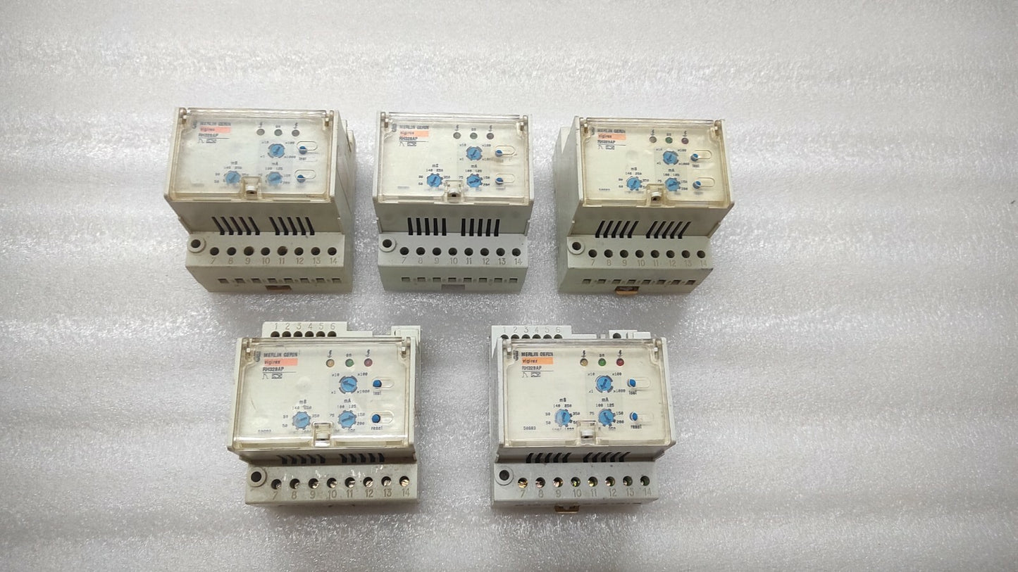 MERLIN GERIN VIGIREX RH328AP RELAY