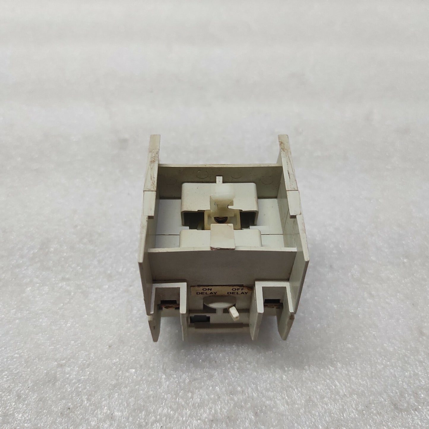 EATON CUTLER HAMMER C320TP1 TIMER UNIT 0.1-30 SEC