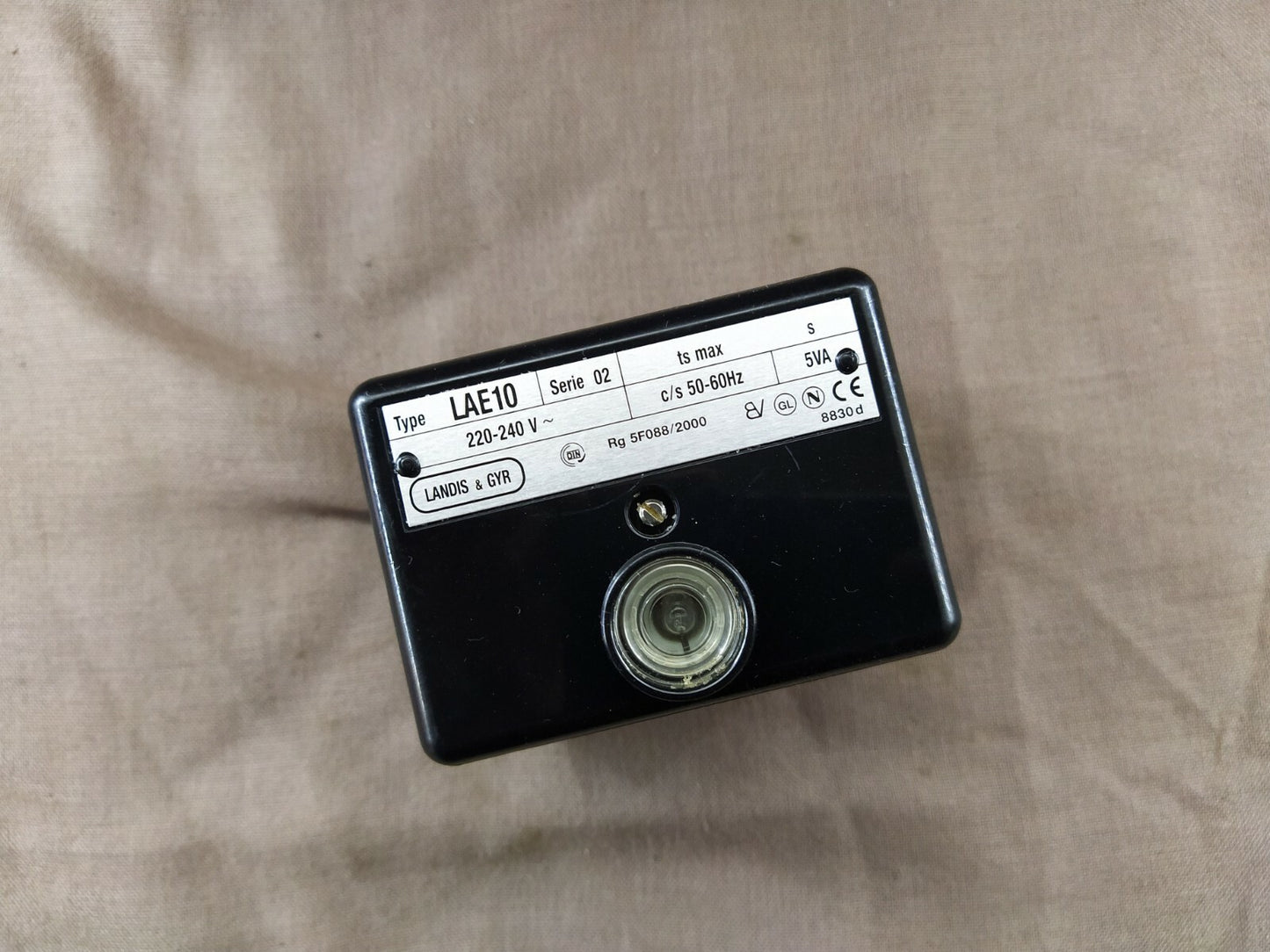 Landis & Gyr LAE10 Flame Safeguard for Burner LAE 10 WITHOUR CONNECTION PANEL