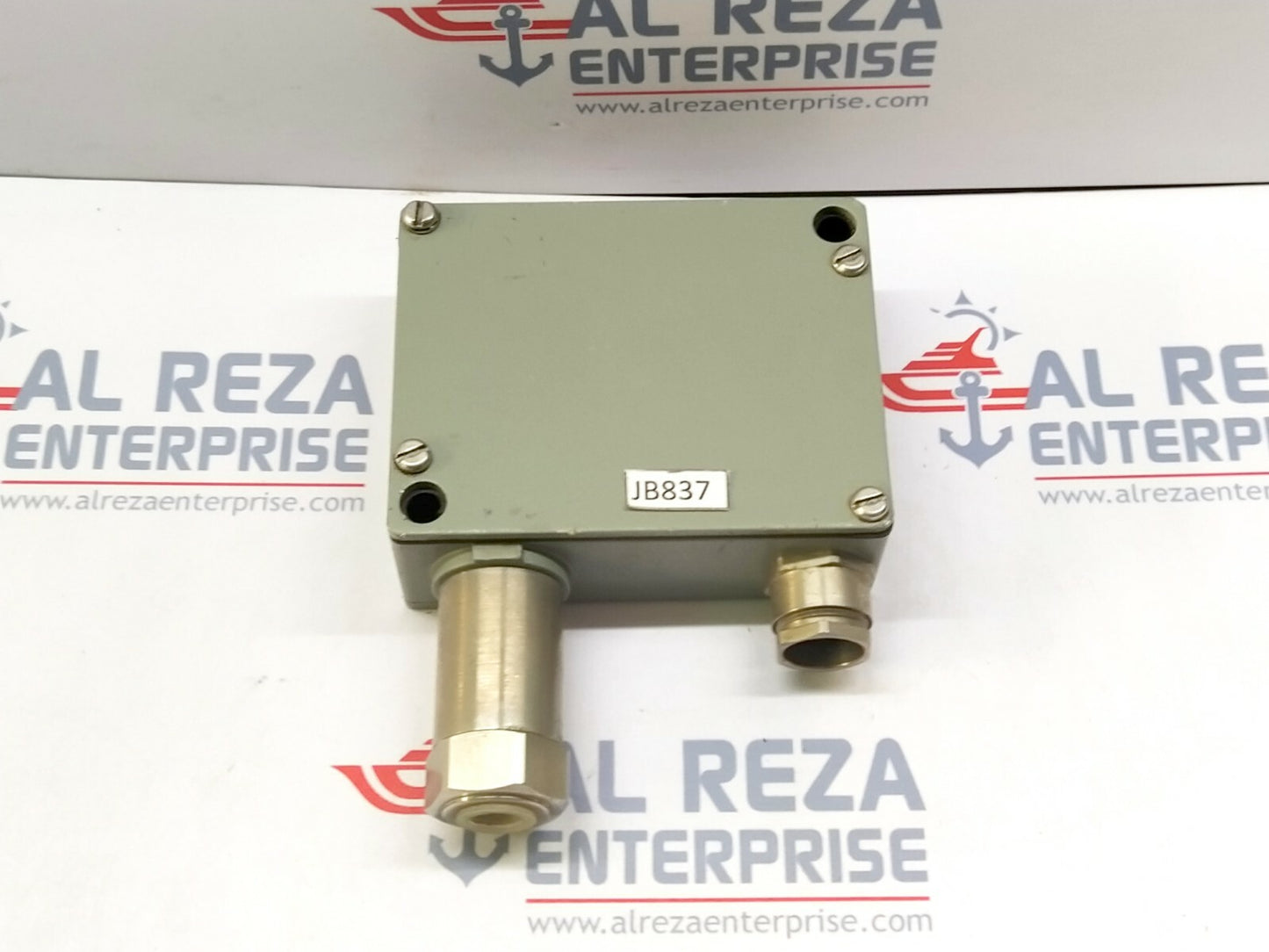 TRAFAG 8202.84.2210 TRANSMITTER 400 BAR 12-34V DC