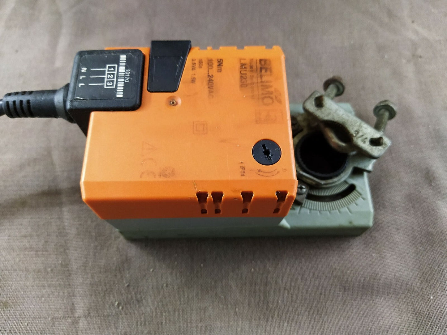 Belimo LMU230 Actuators 5Nm 100-240 VAC