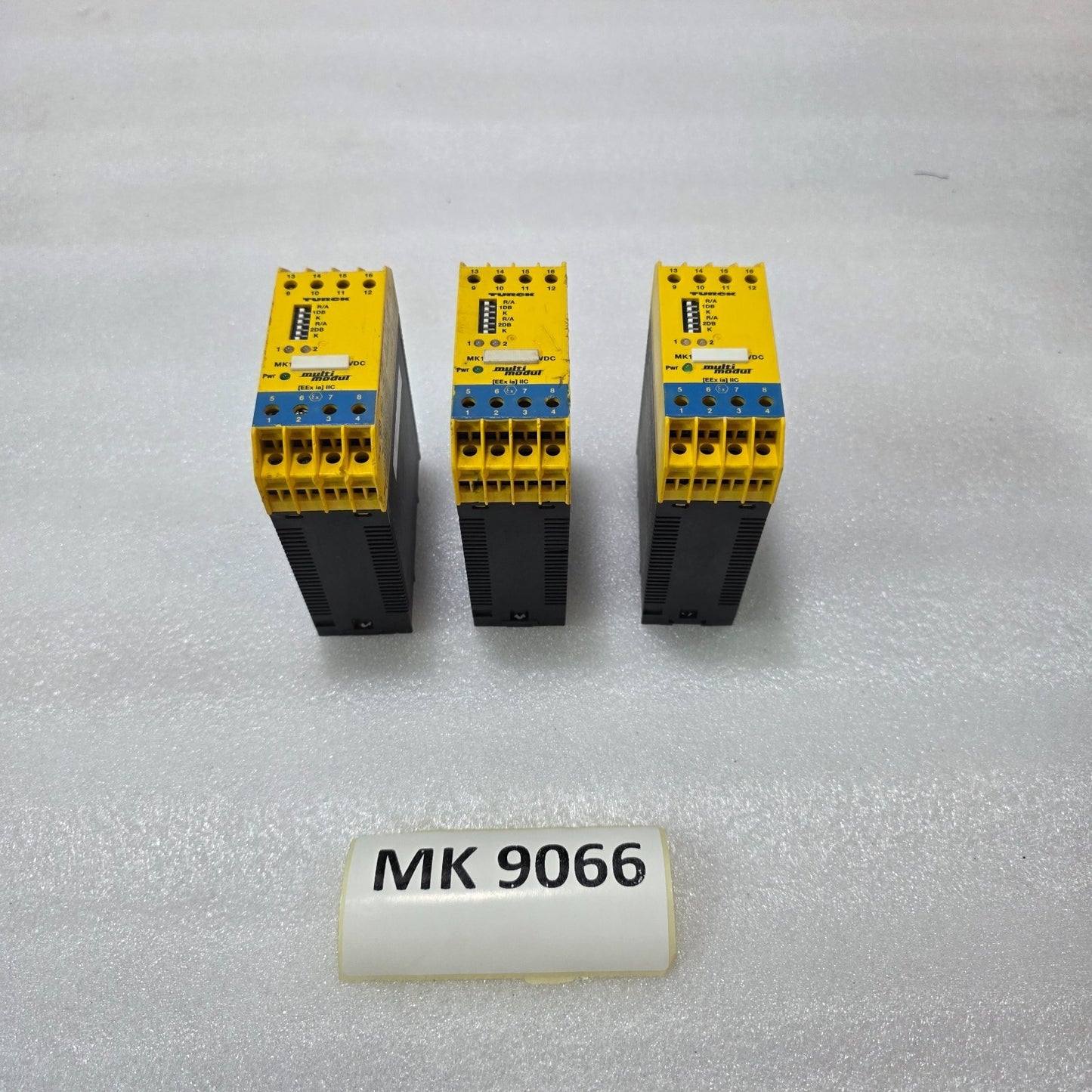 TURCK MK13-22EX0-R ISOLATING SWITCHING AMPLIFIER 24VDC NAMUR INTRINSICALLY SAFE